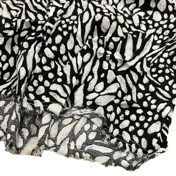 Philosophy Black White Patterned Raw Hem Blouse S - Picture 3 of 5